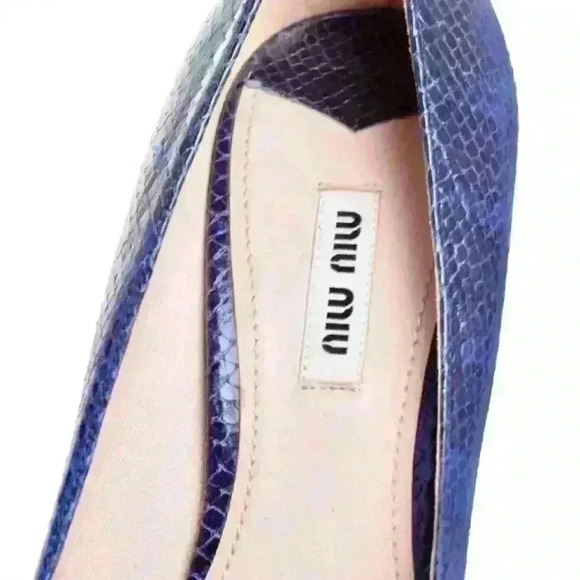 MIU MIU Blue Python Embossed Leather Peep Toe Platform Pumps - Picture 7 of 15
